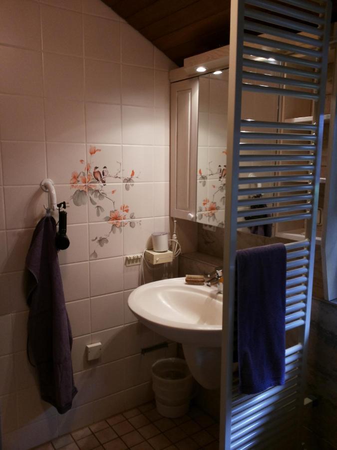 Gaestezimmer Am Huestert Adenau Bagian luar foto